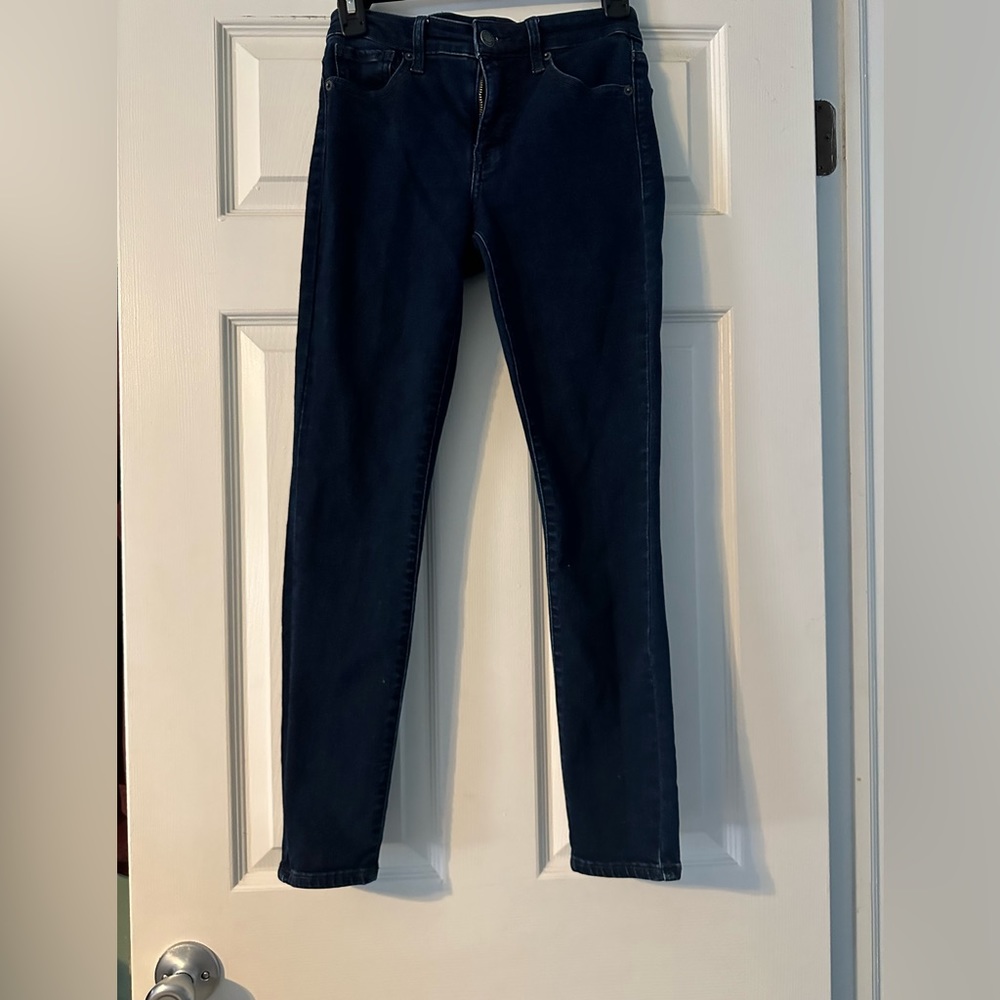 NWOT Lucky Brand Ava dark wash skinny jeans Size 2/26!